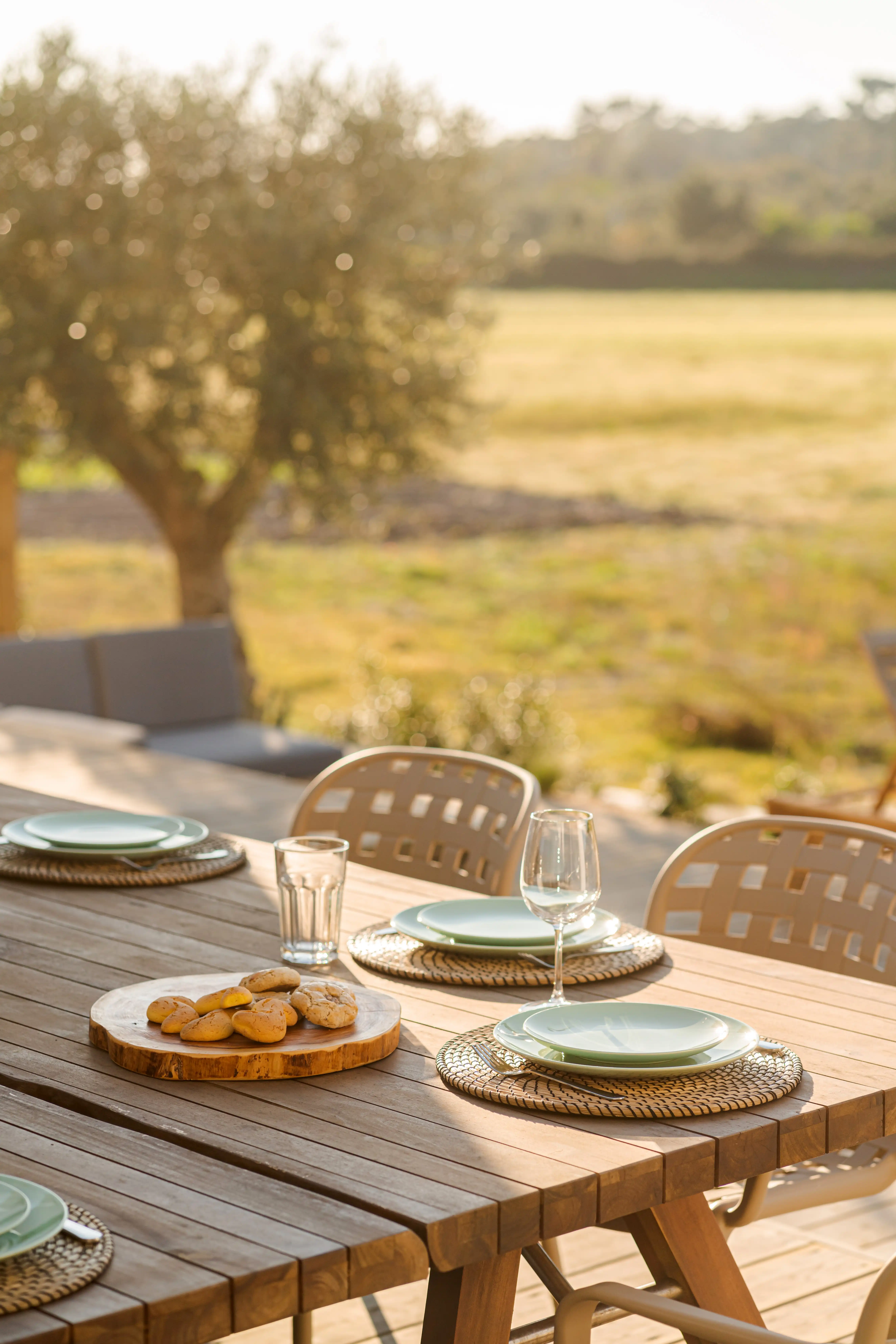 businessHospitality__img