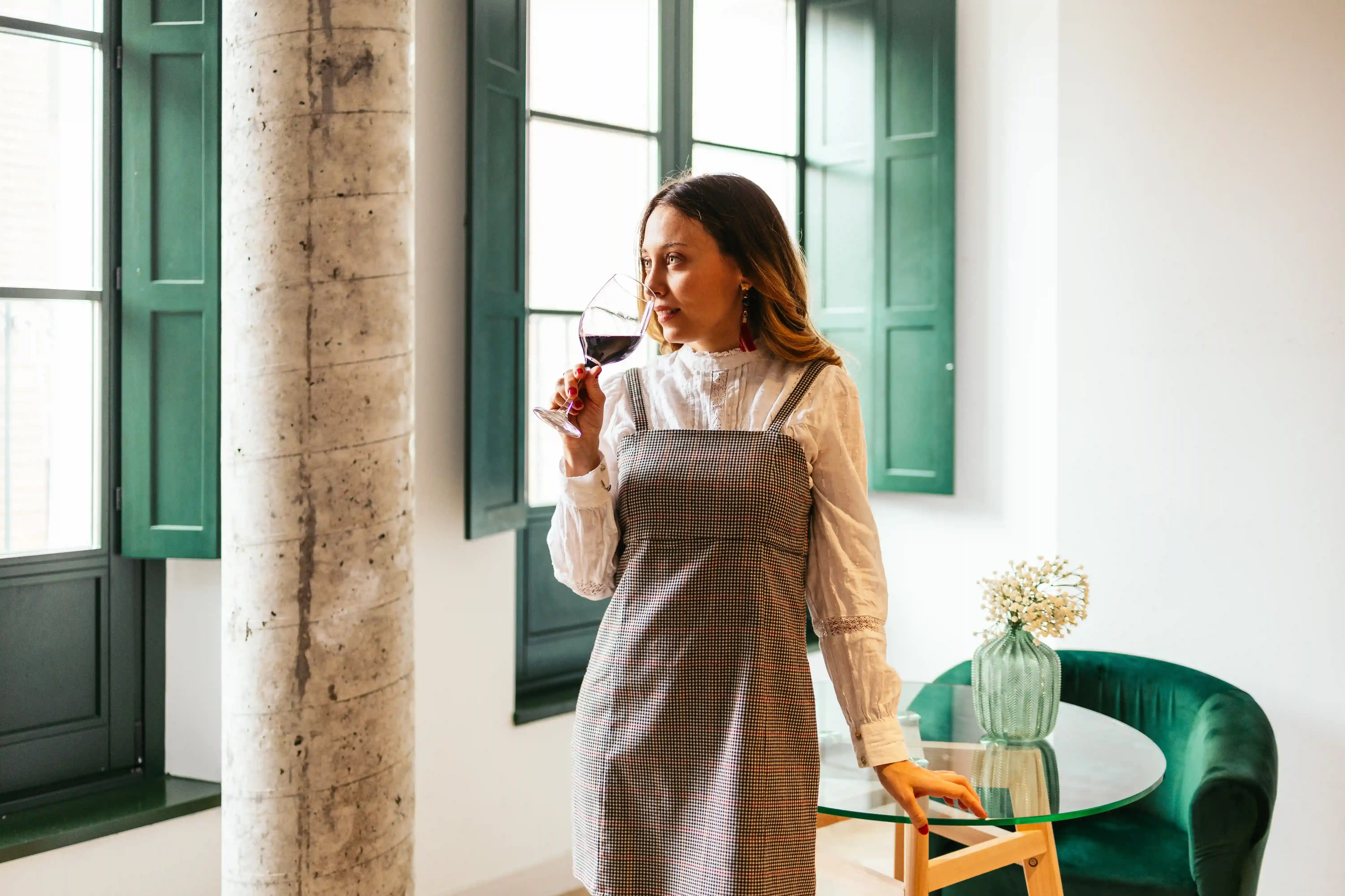 Contact illustration